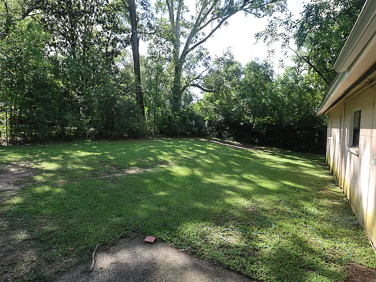 811 S Lipona Rd — Photo 24