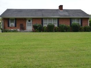 5430 Cove Rd NW, Roanoke, VA 24019