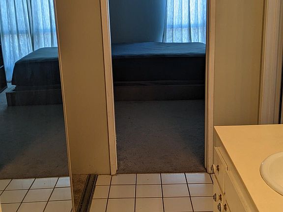 4th image of 5585 E Pacific Coast Hwy Unit 262