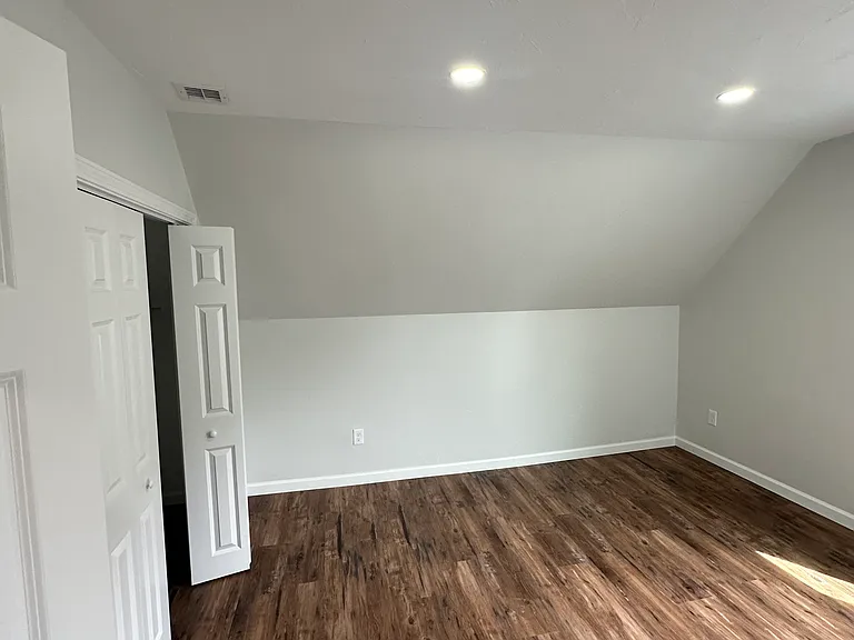 2 Freeland St #1 — Photo 9