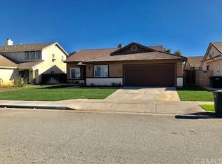 1482 Hummingbird Way, Hemet, CA 92545