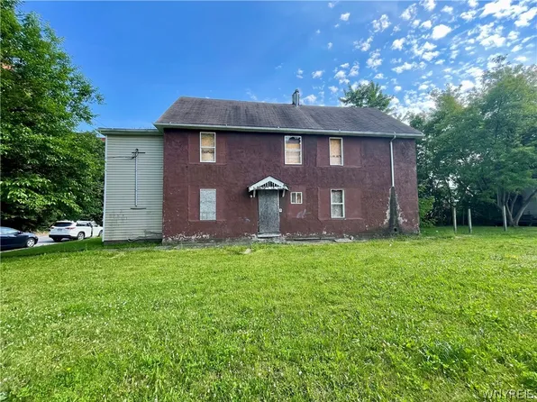 528 6th St, Niagara Falls, NY 14301