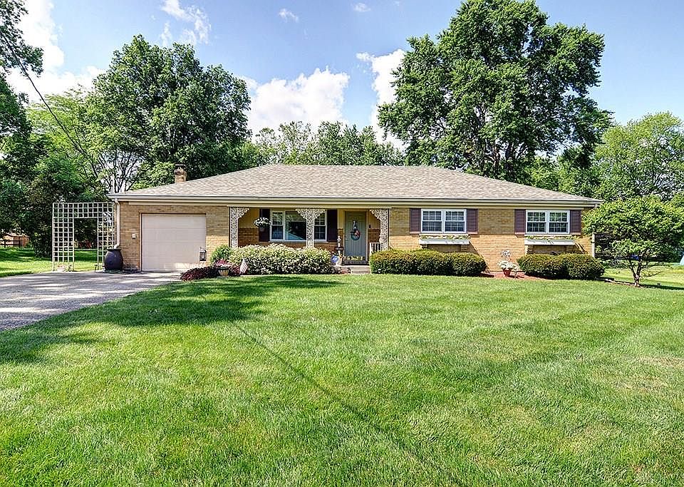 1st image of 207 Furbee Dr
