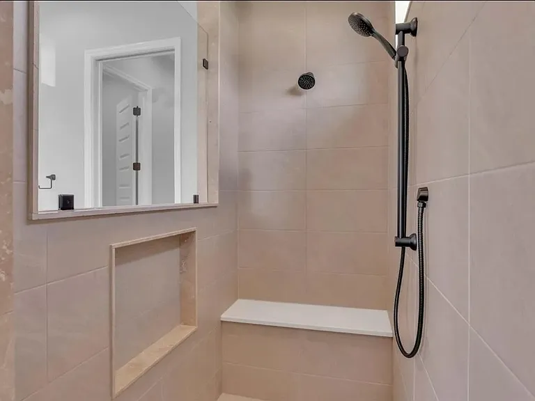 6980 Bentridge Dr — Photo 27