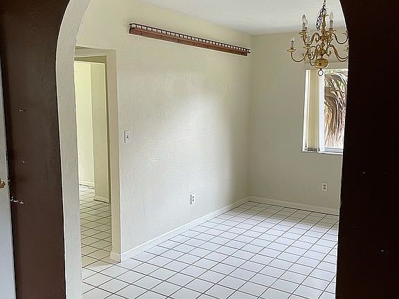 arch to dining room
