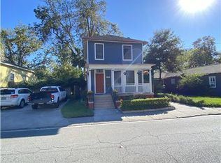 719 W Victory Dr, Savannah, GA 31405