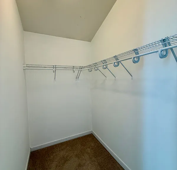 8651 Millstream Dr — Photo 29