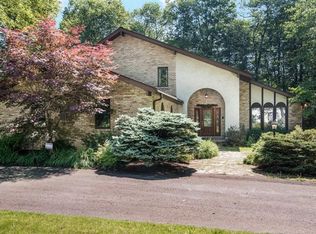134 Winterwood Dr, Butler, PA 16001