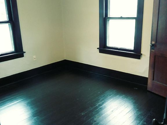 5th image of 1346 Heaton Blvd