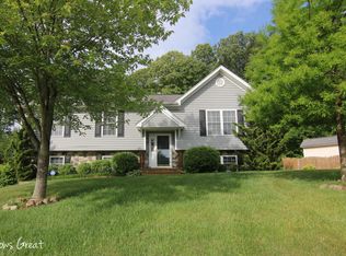 3216 Valley Stream Dr, Roanoke, VA 24014
