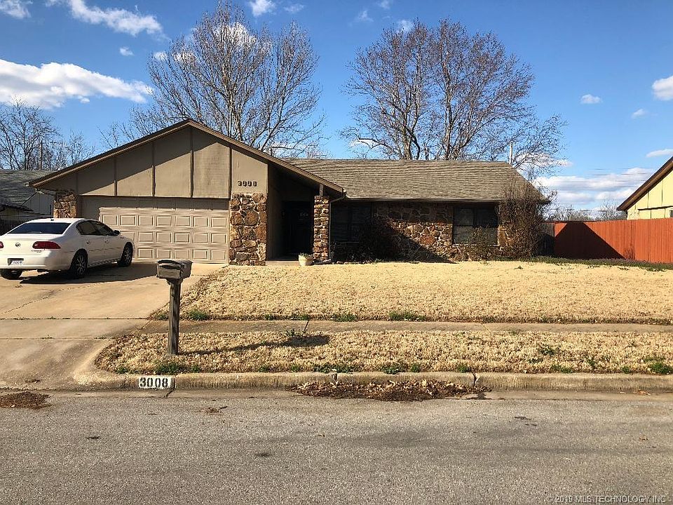 1st image of 3008 E Indianola St