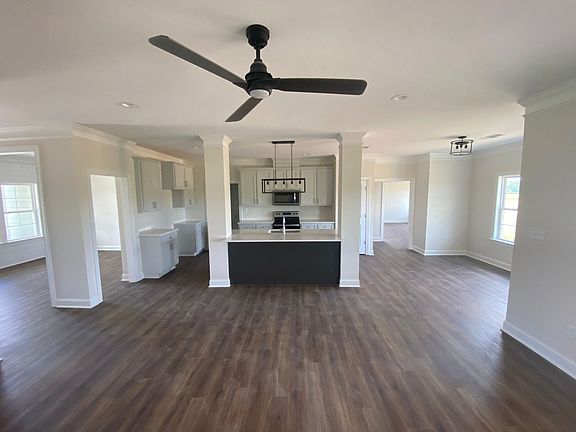 4th image of 133 Blue Oak Way