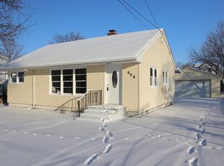 606 Flagg St, Aurora, IL 60505