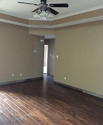 5th image of 183 W Cherrywood Ln