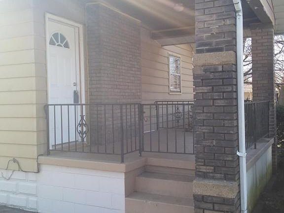 3rd image of 442 Western Ave