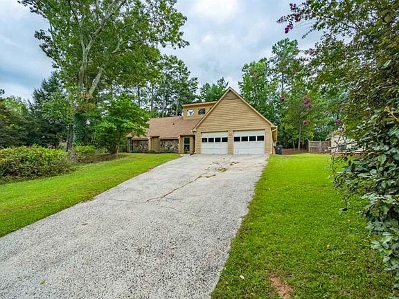 5th image of 1835 Branch Valley Dr