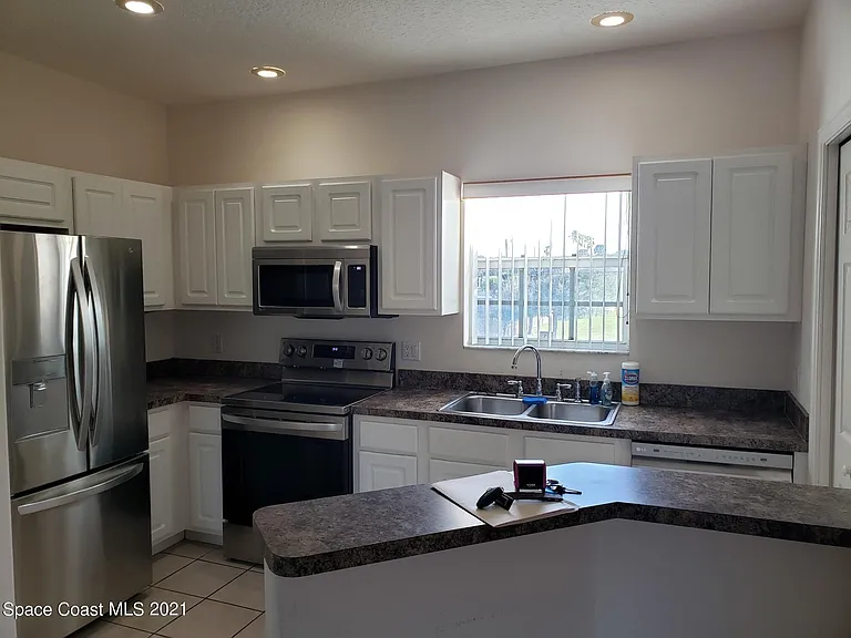160 S Shepard Dr #16 — Photo 5