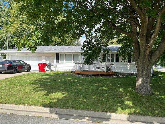 3rd image of 219 2nd St NW