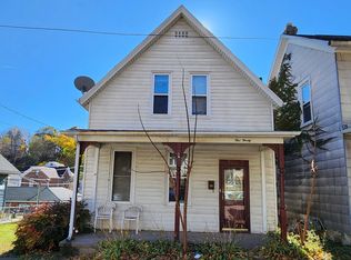 590 Almond St, Dubuque, IA 52001