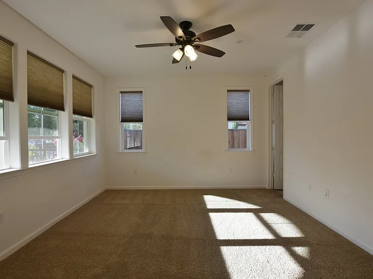 5018 Edenvale Ave — Photo 15