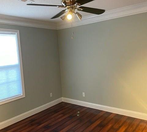 5th image of 804 Hogan Way