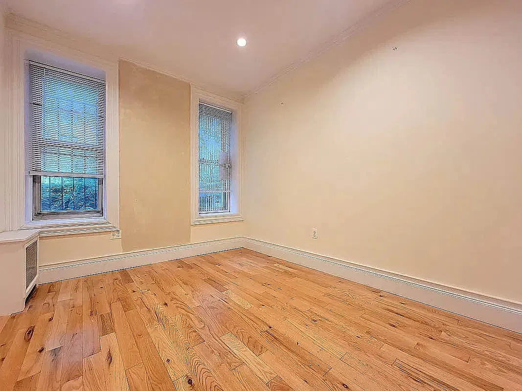 408 West 44th Street — Photo 3