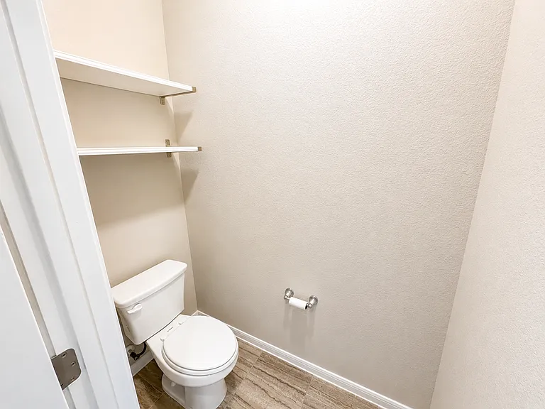 703 Dunford Dr — Photo 16