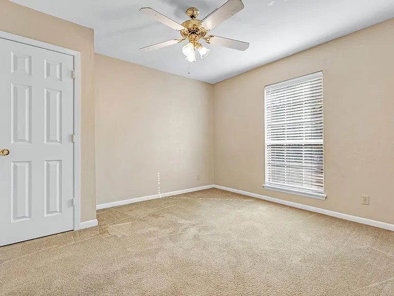 1118 Berkeley St — Photo 16