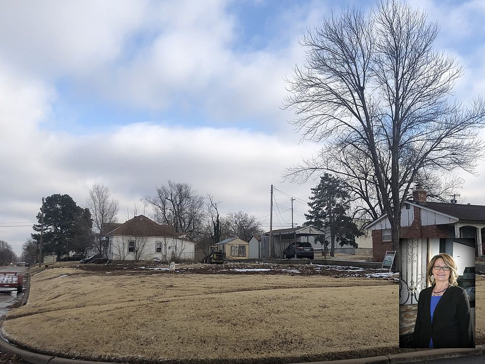 2nd image of 902 4th St