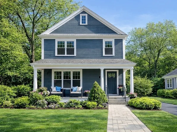 68 Pleasant St #68, Needham, MA 02492