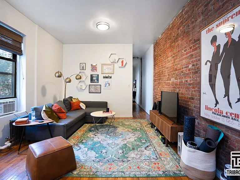 460 W 49th St #6 — Photo 5
