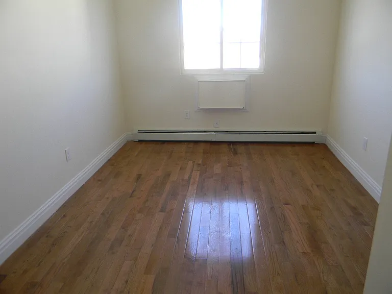 3410 Wickham Ave #1 — Photo 9