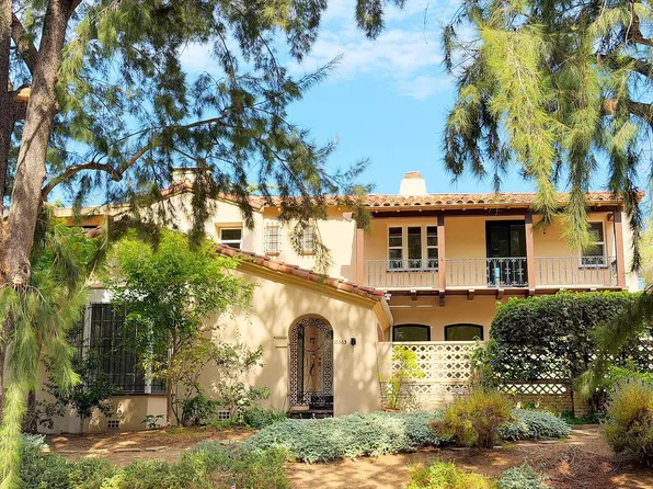 10563 Lindbrook Dr, Los Angeles, CA 90024