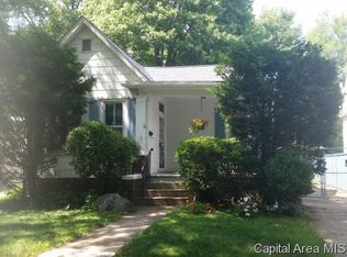 627 W Edwards St, Springfield, IL 62704