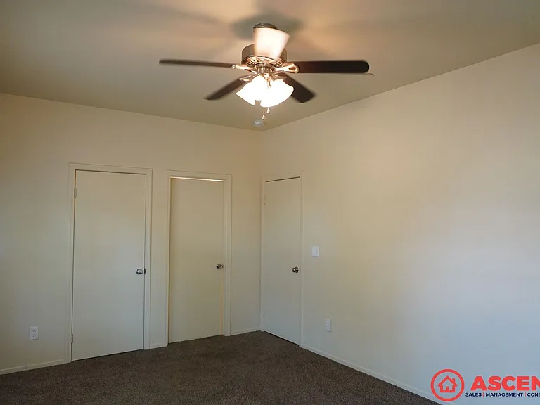 222 Harding Avenue — Photo 12