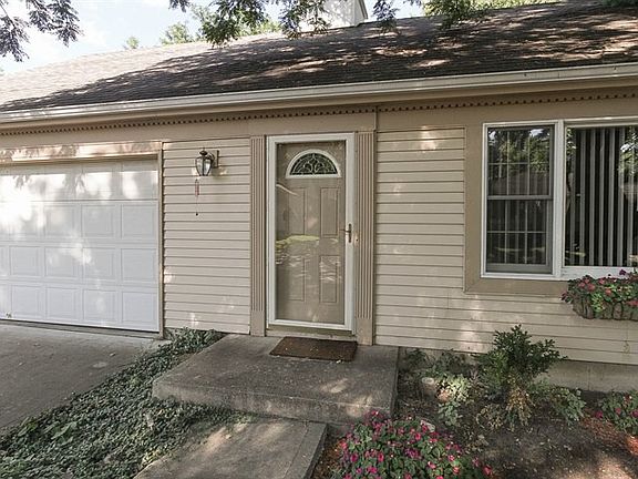 2nd image of 2866 Garden Dr