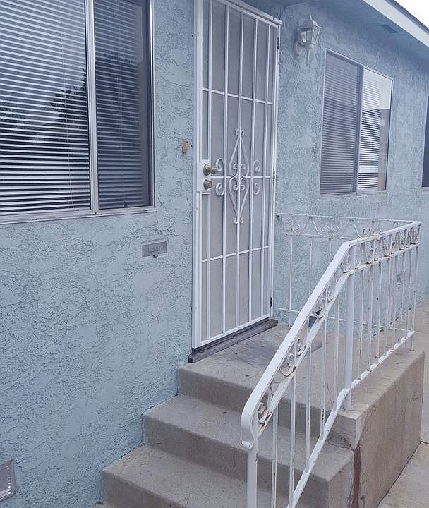 1st image of 572 W 18th St
