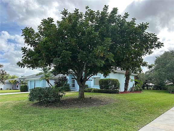 5th image of 220 53rd Cir