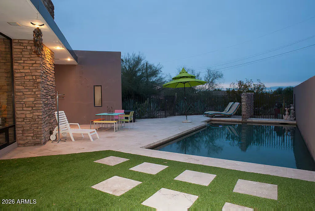 4 bed, 2.5 bath, 2895 sqft, $6,000 — Photo 4