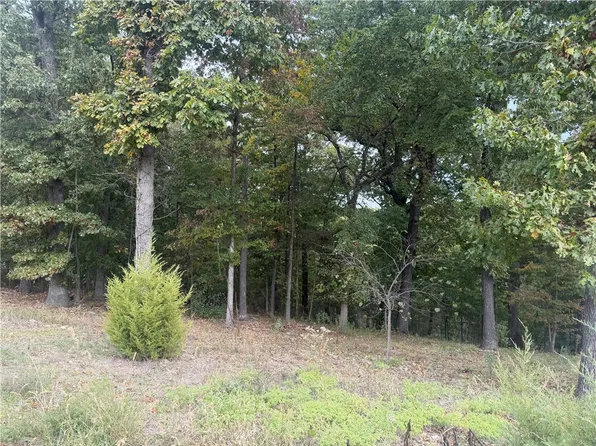 Brucker Dr #10, Bella Vista, AR 72715