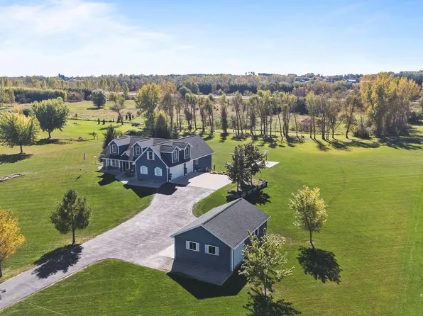 5247 Fairview ROAD, Larsen, WI 54947