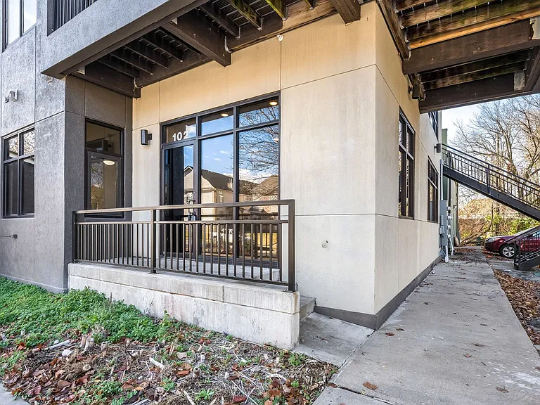 Dabs Properties LLC - 1723 N Chestnut Ave — Photo 20