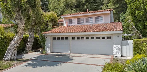 23454 Park Hermosa Photo 1
