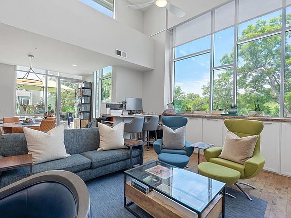 3rd image of 1600 Barton Springs Rd Unit 5406
