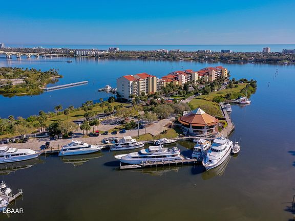 2nd image of 732 Marina Point Dr #7320