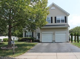 5 Avery Ct, Bridgewater, NJ 08807