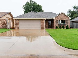 321 Birchwood St, Enid, OK 73703