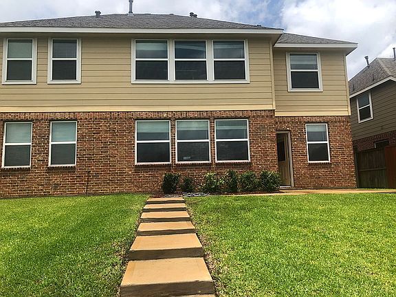 5th image of 3715 Varna Ct