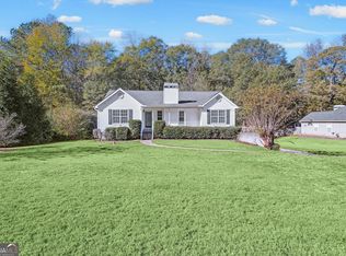 15 Riverside Ct, Sharpsburg, GA 30277