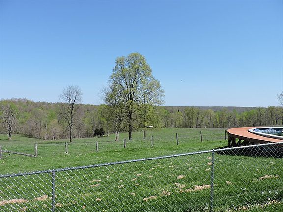4th image of 1305 Highway 1385
